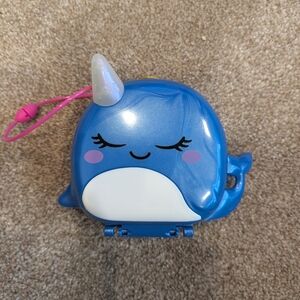 Polly Pocket World Freezin' Fun Narwhal Compact Playset